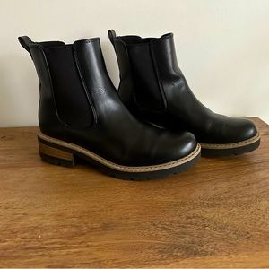 Universal Thread Chelsea Boots